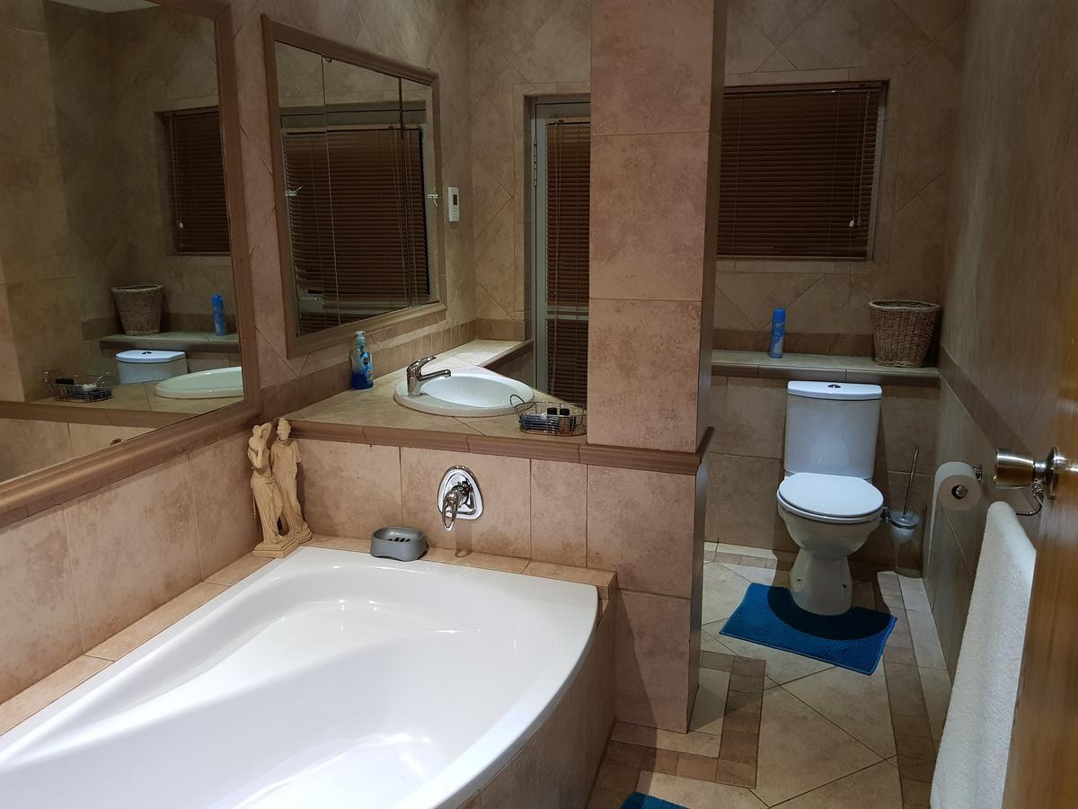Bubez Guesthouse Barberton Eksteriør bilde
