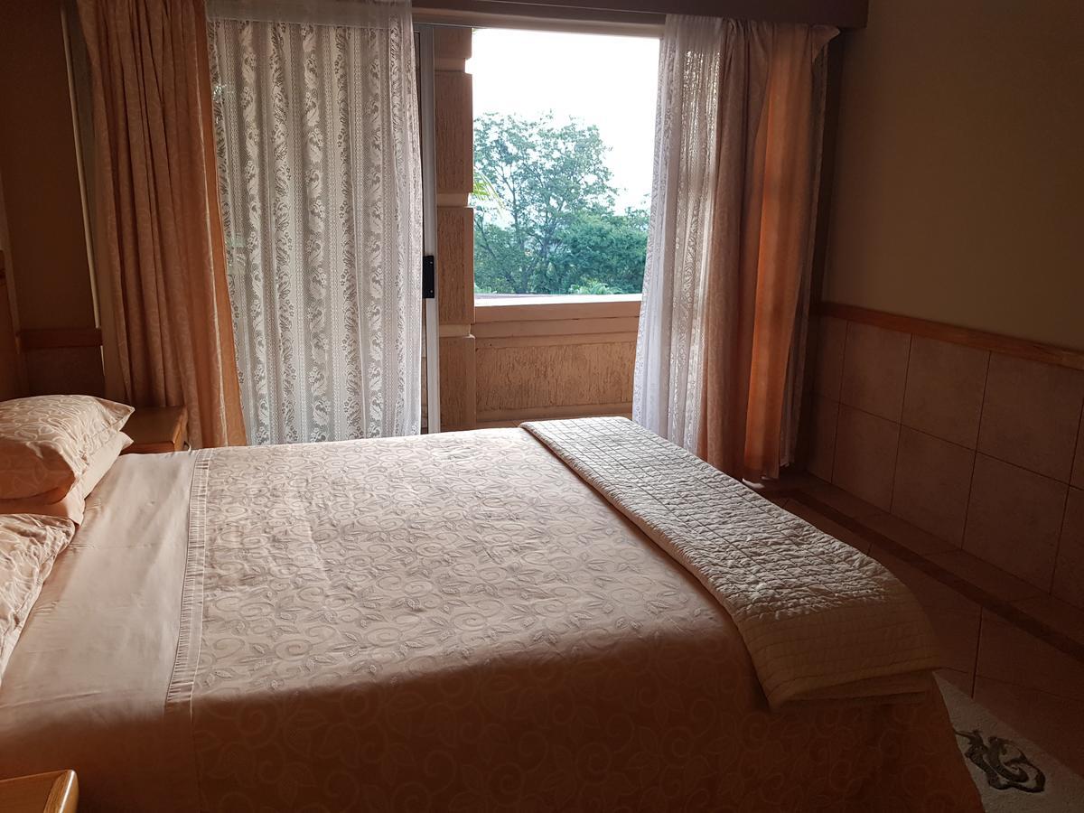 Bubez Guesthouse Barberton Eksteriør bilde
